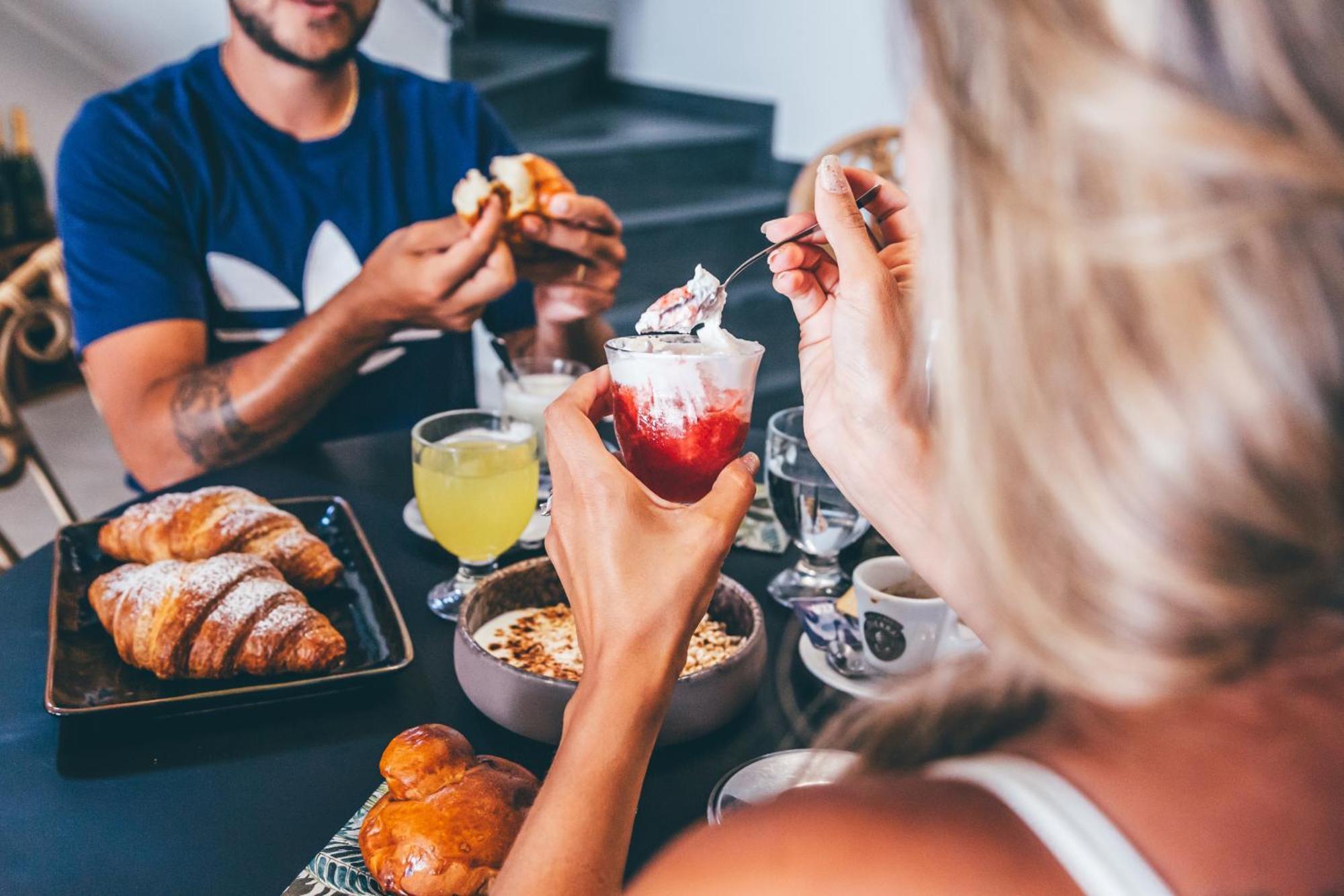 オリヴェーリ Eksotika Bed & Breakfast エクステリア 写真